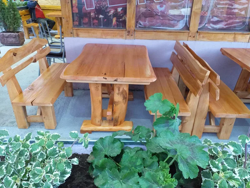 stolovi za restorane i baste
